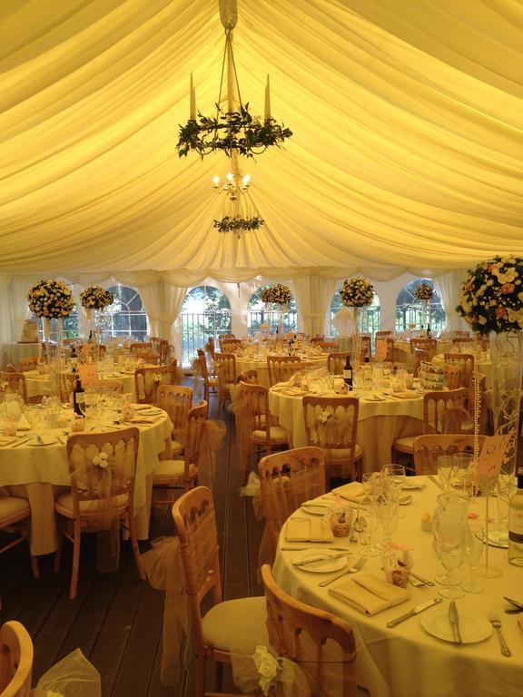 Millhouse Hotel And Riverside Restaurant Sharnbrook Екстериор снимка
