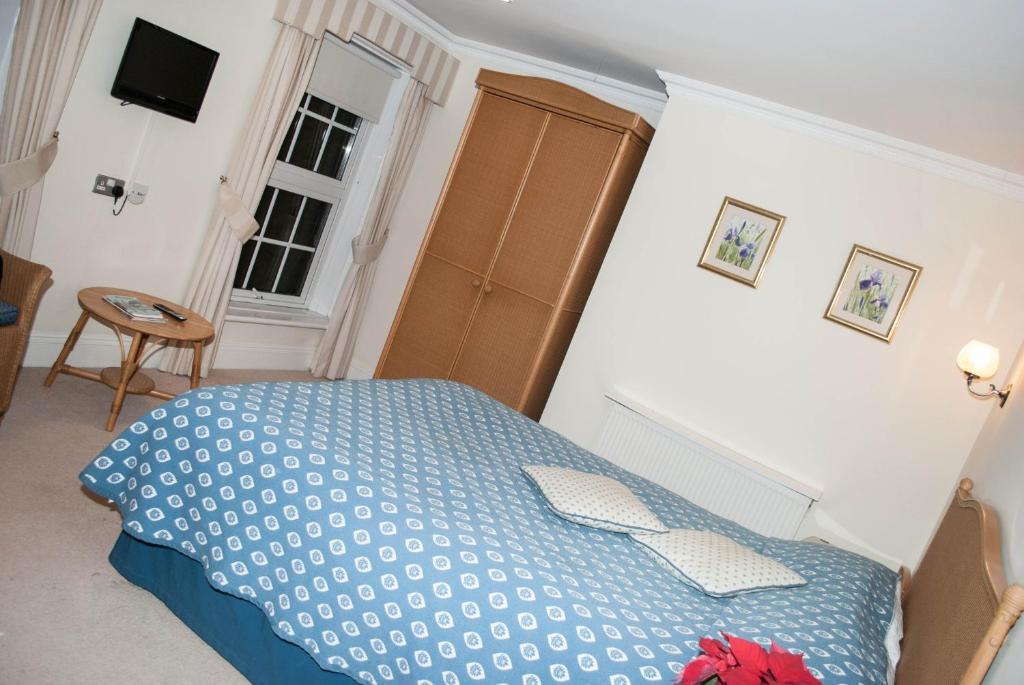 Millhouse Hotel And Riverside Restaurant Sharnbrook Стая снимка