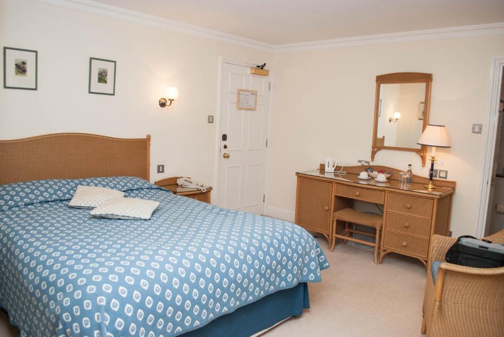 Millhouse Hotel And Riverside Restaurant Sharnbrook Стая снимка